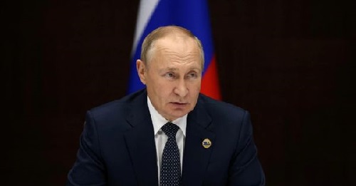 روسیي ولسمشر ولادیمیر پوتین په پنځنۍ، تلې ٢١، ١٤٠١ چې اکتوبر ۱۳، ٢٠٢٢ سره سمون خوري د قزاقستان پلازمينه استانه کې د اسیا اړیکو او باورجوړونې