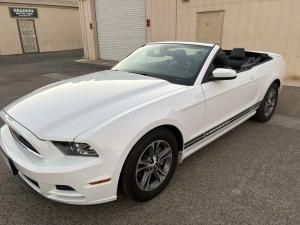 2014 Ford Mustang V6 Premium Convertible 2D used for sale in Patterson, California
